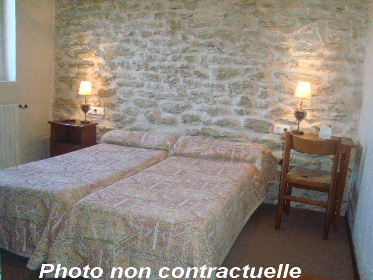 L'Escale Des Alpilles Otel Rognonas Dış mekan fotoğraf